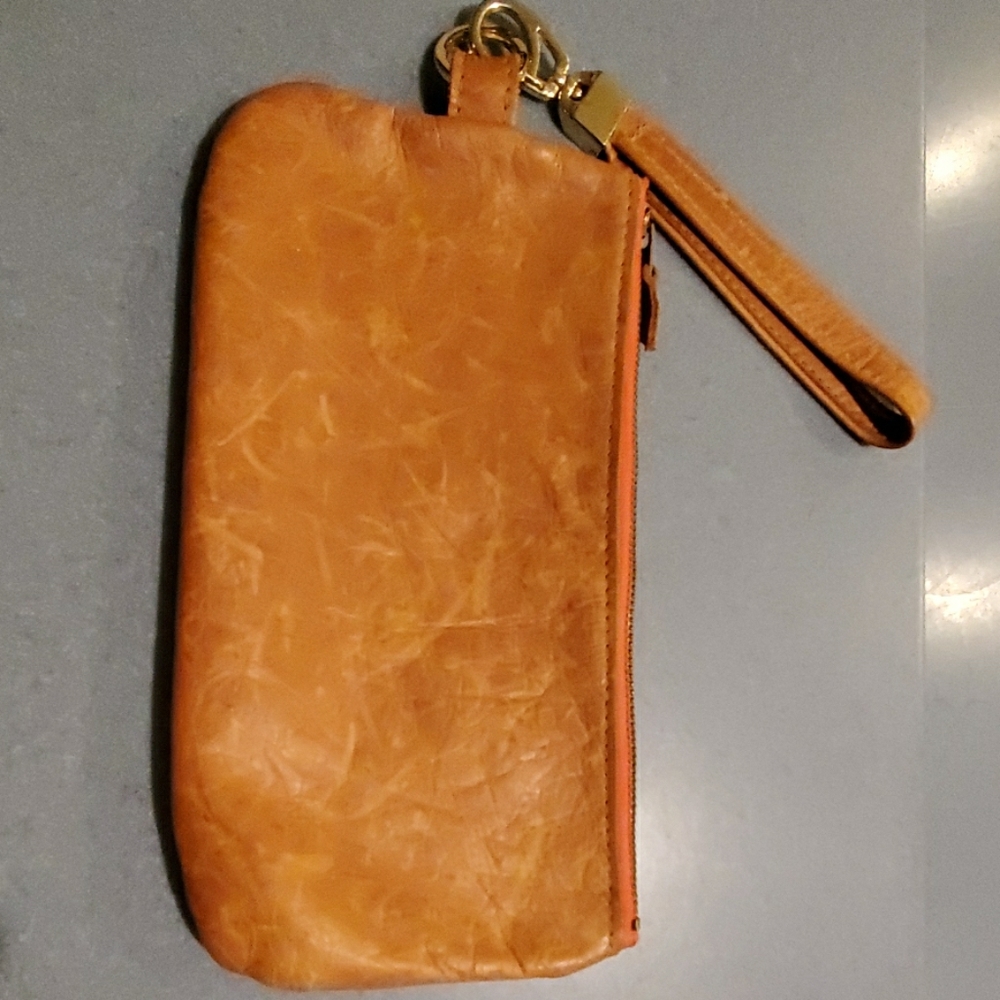 Leather wristlet purse